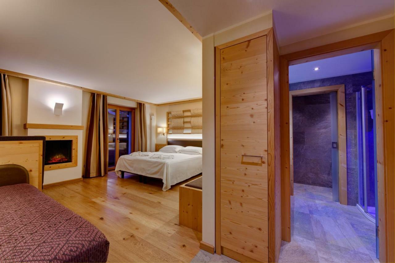 Boutique Hotel Diana 마돈나 디 캄필리오 외부 사진