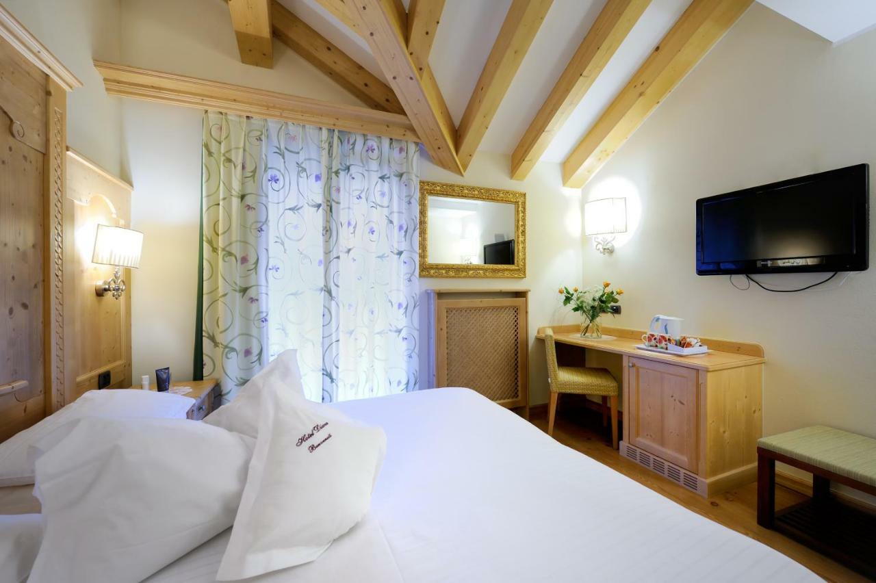 Boutique Hotel Diana 마돈나 디 캄필리오 외부 사진